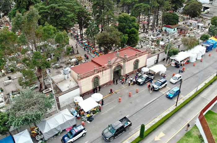 Metepec_Operativo_garantiza_seguridad_en_Día_de_Muertos.jpg