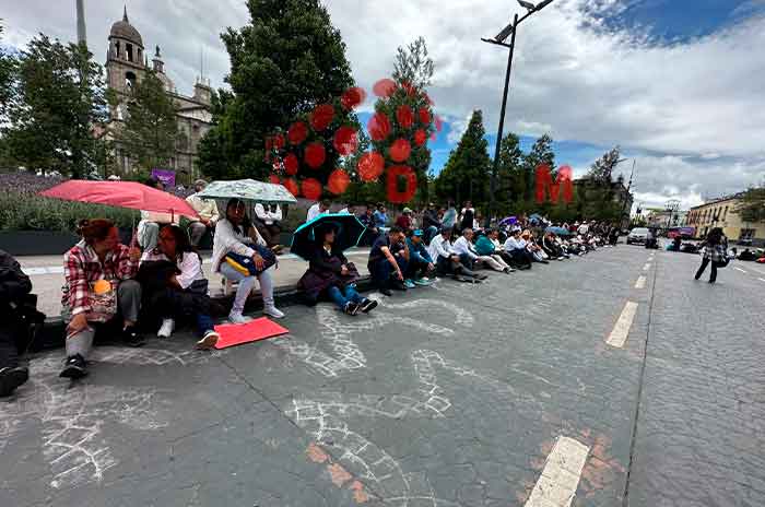 Pensionados_y_pensionistas_demandan_acceso_a_jubilaciones_en_Toluca.jpg