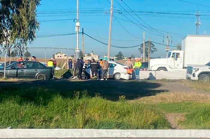 Precaución_Caos_por_accidente_en_caseta_de_la_Atlacomulco-Toluca_2.jpg