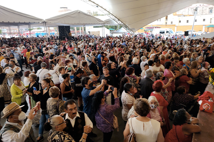 Tlalnepantla celebró el Día del Abuelo 4