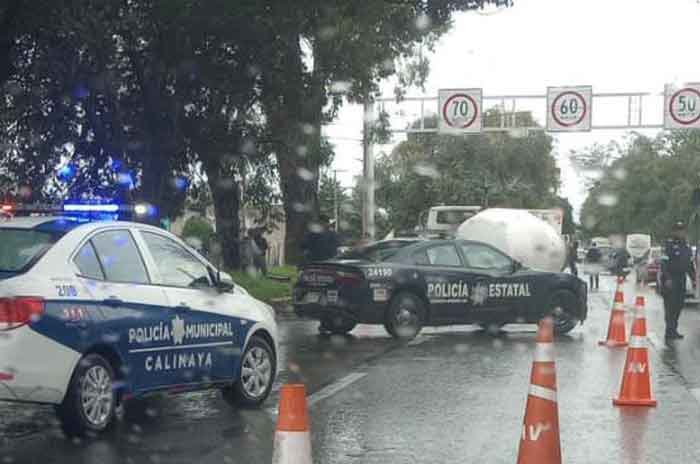 Tremendo_accidente_paraliza_la_carretera_Toluca-Tenango.jpg