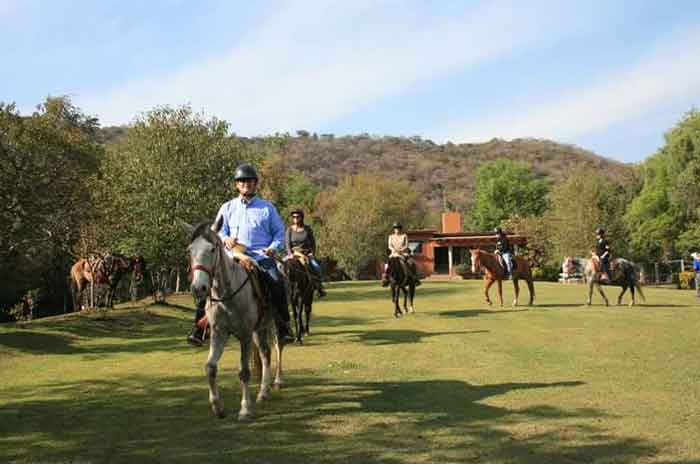 Vive-unas-vacaciones-de-invierno-inolvidables-en-ValleDeBravo-3.jpg