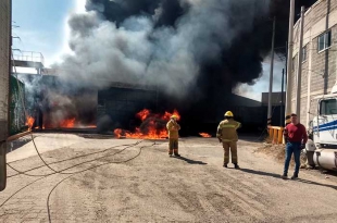 #Video: Incendio en planta recicladora de #CuautitlánIzcalli