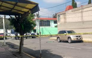 El vehículo se encontraba estacionado desde el pasado jueves sobre la calle Lago Omega, de la colonia Ciudad Lago.