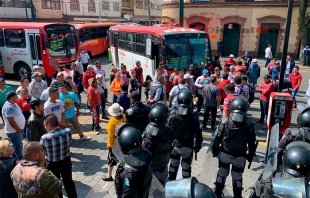 #Video: Desalojan antimotines a ambulantes del centro de #Toluca