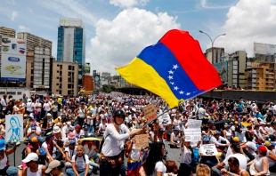 Maduro se registra nuevamente para presidencia de Venezuela