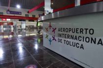 Personal de Aduana las puso a disposición de la Fiscalía General de la República (FGR) para resolver su situación jurídica.