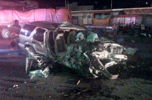 Increíble, borracho destroza camioneta y sobrevive