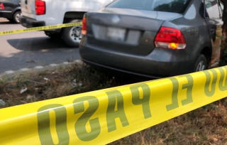 Unidades pesadas embisten automóviles en la México-Querétaro y dejan dos muertos