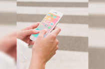 Meta Platforms, TikTok y YouTube enfrentarán un juicio civil en Estados Unidos tras una demanda que las acusa de contribuir a problemas de adicción.