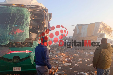 La circulación permanece cerrada mientras autoridades realizan peritajes y el levantamiento de los cuerpos.