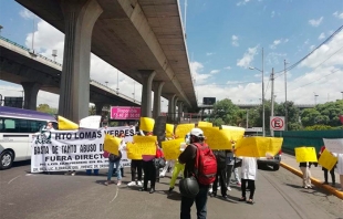 Bloquean Periférico por falta de insumos en Hospital de Lomas Verdes en #Naucalpan