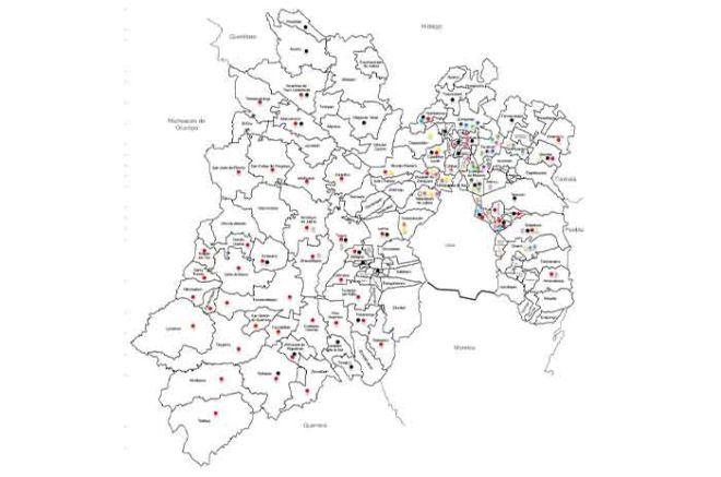 Investigaciones de la Fiscalía estatal desmantelan red criminal originaria de Michoacán.