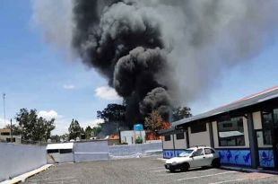 #Video: Arde fábrica de químicos en #Chicoloapan