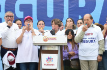 Delfina Gómez en la jornada de limpieza en Ecatepec