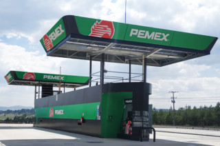 Diversas gasolineras reportan suministro limitado de combustible