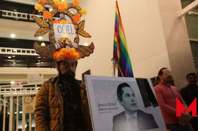 Colectivos se reunieron en el IEEM para protestar por la muerte del magistrade.