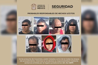 Se aseguraron cuatro armas largas, más de 60 bolsas de plástico con marihuana, diez con cocaína, 29 con una sustancia propia del cristal, una réplica de arma de fuego, celulares y dos lonas con los mapas de Jilotepec y Acambay.
