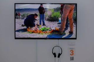 Esta y otras obras participantes en la Bienal Internacional se encuentran disponibles en la Galería Délfica del Edificio UAEMITAS, hasta el 31 de enero de 2025, en un horario de 9:00 a 18:00 horas.