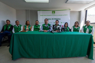 Nuevos líderes del PRI que se incorporan al PVEM.