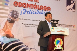 Fortalece dirigencia de Jenaro Martínez la atención dental a docentes.
