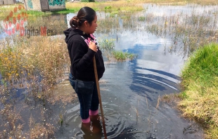 Sin recursos ni apoyos, 500 familias sufren por inundaciones en Xonacatlán