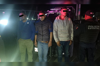 Los detenidos fueron trasladados junto con los indicios asegurados ante la Fiscalía General de la República (FGR), con sede en Ecatepec.