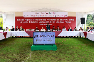 Presidentas y presidentes de 18 municipios del sur mexiquense se reunieron en Coatepec Harinas para consolidar acciones del DIFEM
