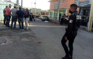 Los cuerpos fueron trasladados por paramédicos de Protección Civil al Hospital Regional de Axapusco