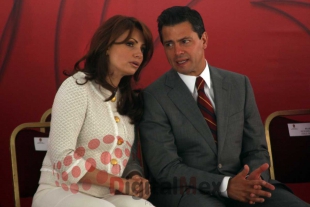 Concretan divorcio Enrique Peña Nieto y Angélica Rivera