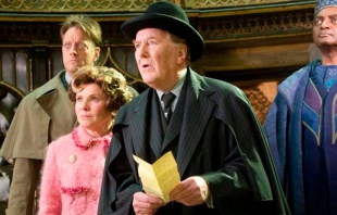 Muere a los 91 años Robert Hardy