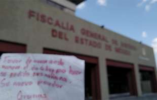 Uno de los afectados relató en entrevista que el pasado lunes sujetos armados y en motonetas acudieron a las pollerías de San Bartolomé Tlaltelulco, San Juan Tilapa, San Felipe Tlalmimilolpan, Santiago Tlacotepec y Capultitlán