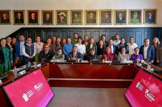La gobernadora Delfina Gómez Álvarez se reunió con autoridades federales, estatales y municipales para abordar acciones en materia de bienestar social y salud en el Estado de México.