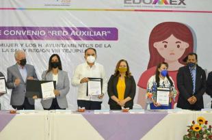 Firma de convenio &quot;Red auxiliar&quot;