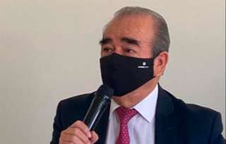 El morenista, Maurilio Hernández, dijo que no será en automático, pues deberán sujetarse a los procesos internos de selección