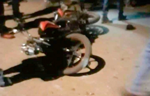 En Toluca: muere motociclista al chocar contra coche