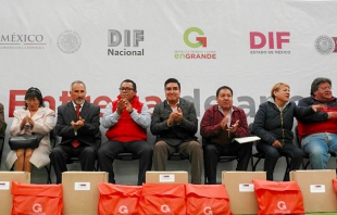 Apoya Omar Velázquez salud y economía de familias del norte de Toluca
