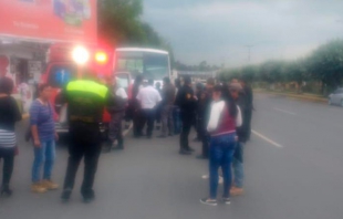 Atropella camión a mujer en triciclo en la Central de Abasto en Toluca
