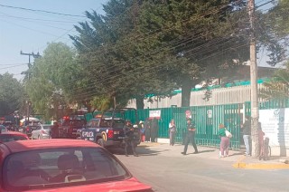 #Video: Desalojan oficinas del IMSS en #Toluca tras amenaza de explosivo