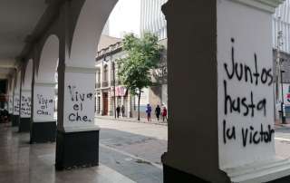 Los destrozos fueron realizados presuntamente por un grupo que no está de acuerdo con la reelección del gobierno de Toluca