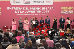 La entrega, encabezada por la gobernadora constitucional del Estado de México, Delfina Gómez Álvarez, contempló 10 modalidades diferentes para jóvenes de 12 a 29 años.
