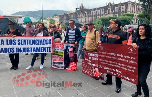 Piden liberación de dirigente social mientras comparece fiscal