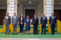 Al informe acudieron la gobernadora Delfina Gómez Álvarez, legisladores de la LXII Legislatura mexiquense y autoridades universitarias.
