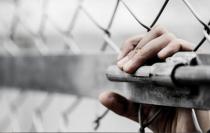 También se contempló la posibilidad de permitir la libertad de las personas que cometieran el delito de robo con violencia siempre y cuando se trate de un delincuente primario.