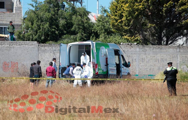 Hallan cuerpo de hombre dentro de una maleta en San Pablo Autopan