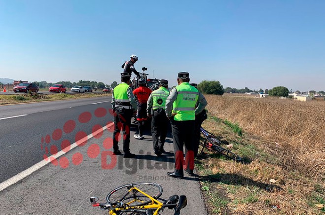 #Video: ¡Fatal! Ciclista muere y joven resulta herida tras ser atropellados en la México-Pirámides