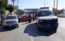 #Toluca: choca ambulancia de Cruz Roja al acudir a servicio