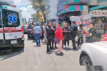 Una persona en silla de ruedas está entre las tres víctimas del atropellamiento ocurrido en Independencia y López Rayón.