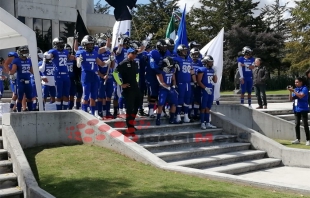 Borregos Toluca &quot;sufre&quot; pero está en semifinales de liga mayor Conadeip