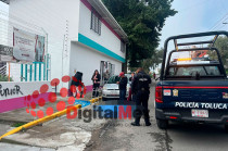 La Fiscalía del Estado de México inició las diligencias y el cuerpo fue llevado al Semefo para la necropsia.